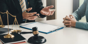 3 Tips for Choosing the Right Lawyer for You