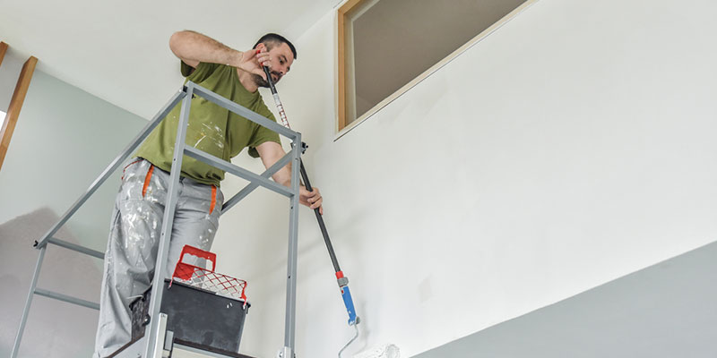 Top 5 Reasons you Should Hire Professional Painters for Your Interior Painting